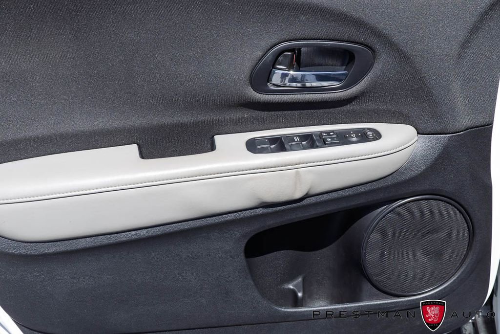 Used 2021 Honda HR-V LX image 18