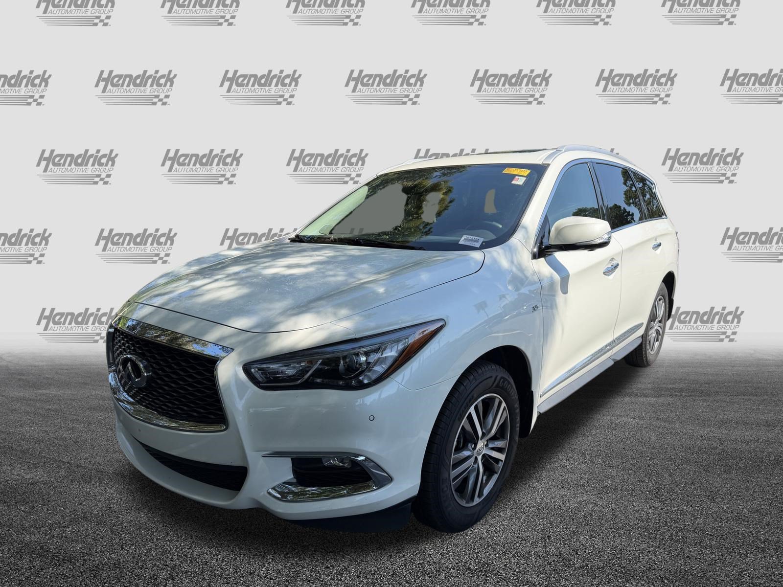 Used 2020 INFINITI QX60 Luxe w/ Essential Package AWD/4WD image 5