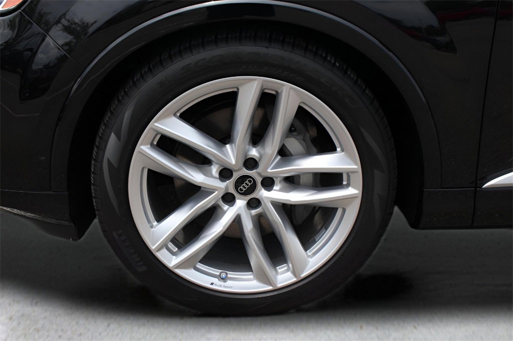 New 2025 Audi Q7 3.0T Premium Plus image 9