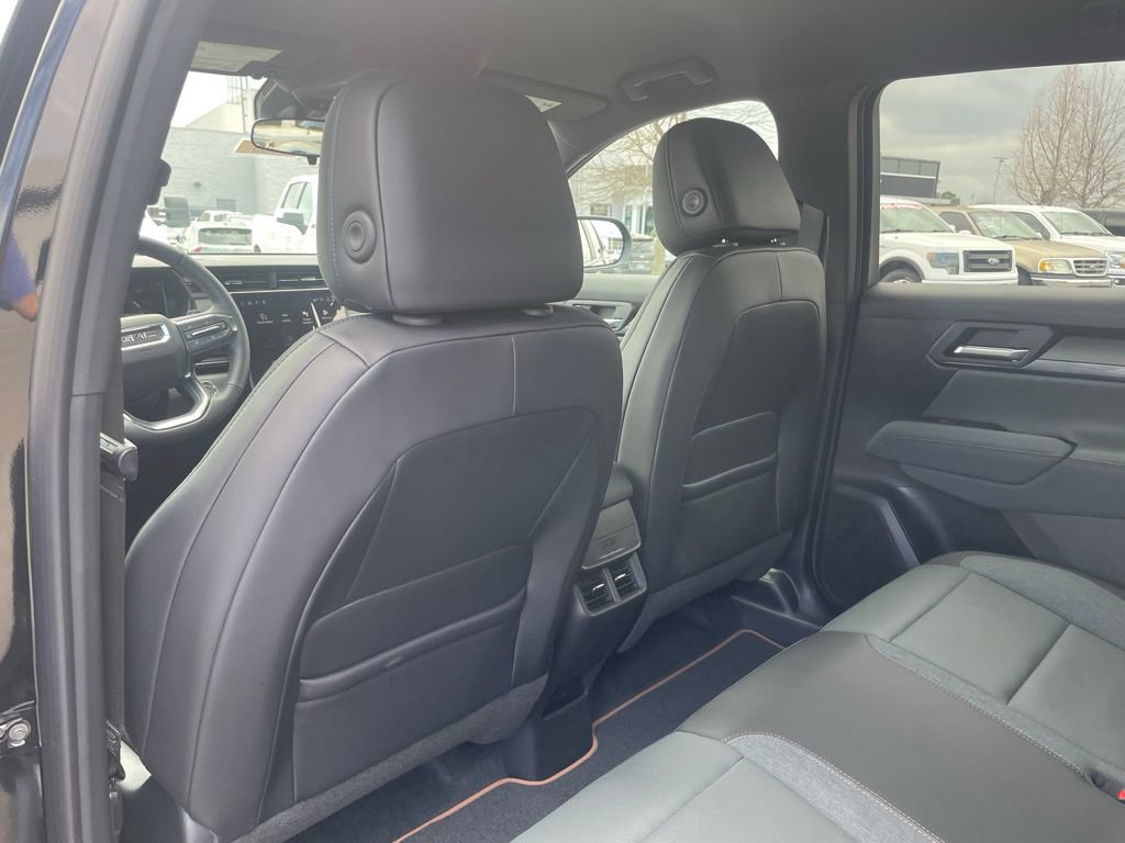 New 2026 GMC Terrain AT4 AWD/4WD image 23