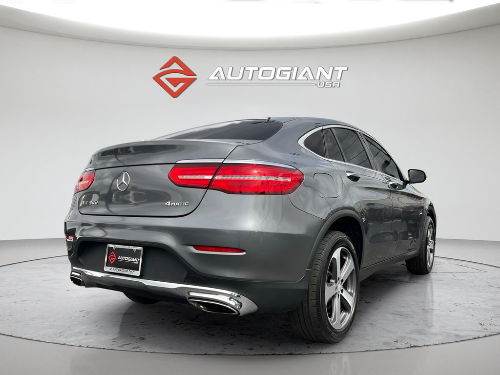 Used 2017 Mercedes-Benz GLC 300 4MATIC Coupe image 7
