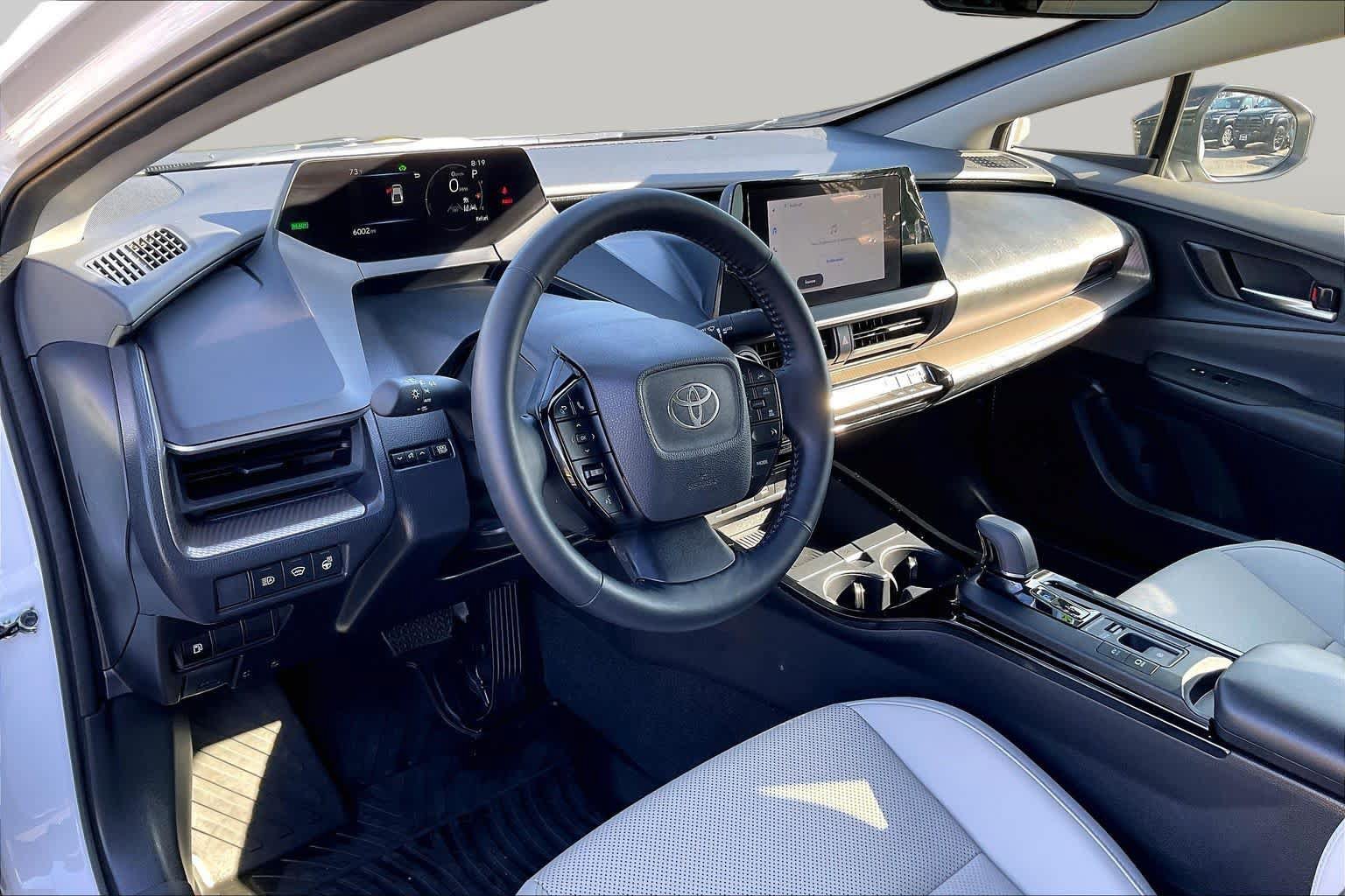 Certified 2026 Toyota Prius XLE FWD image 17