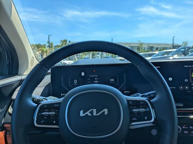 Used 2025 Kia Carnival SX Prestige FWD image 29