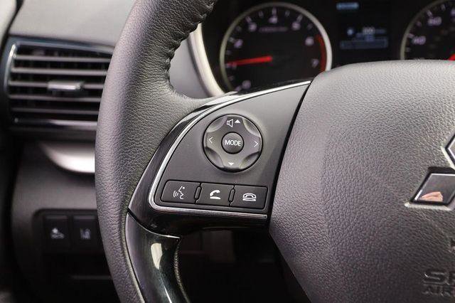Used 2024 Mitsubishi Eclipse Cross SE image 12