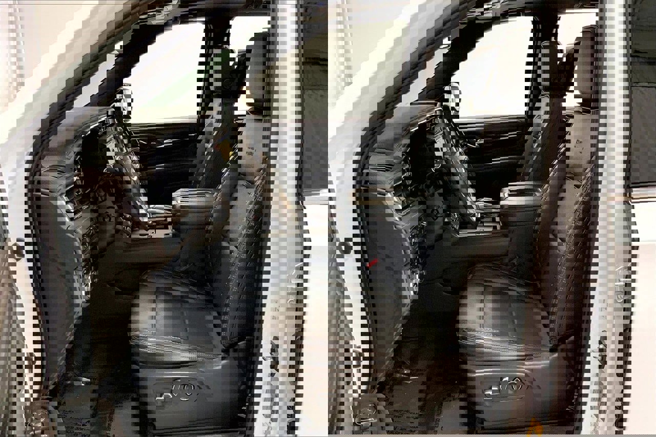 Used 2021 GMC Yukon Denali image 18