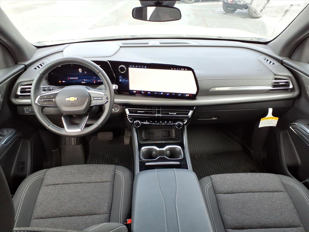 Used 2024 Chevrolet Traverse LT w/ LPO, Floor Liner Package image 27