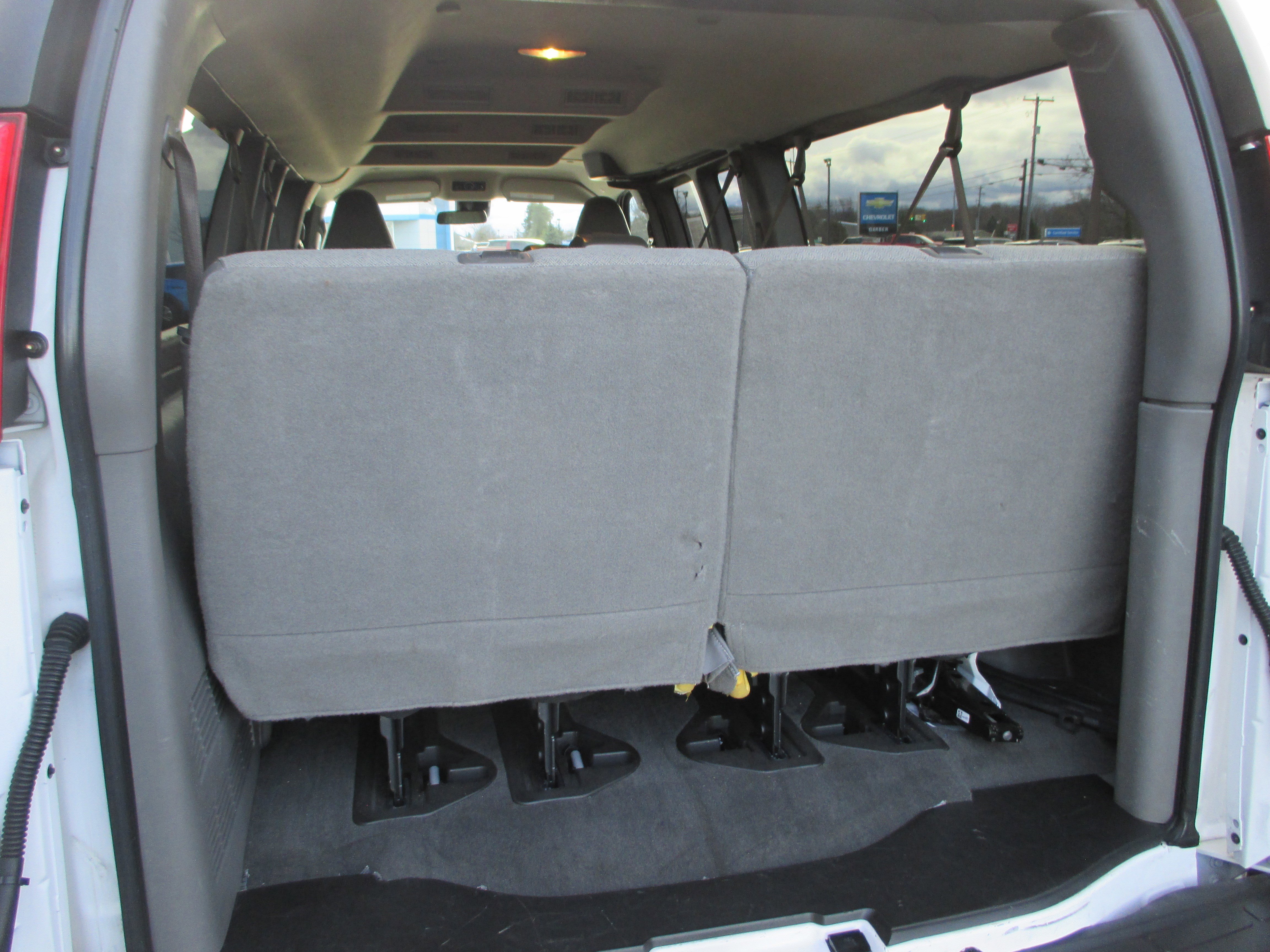 Used 2023 Chevrolet Express 3500 LT w/ LT Preferred Equipment Group image 9