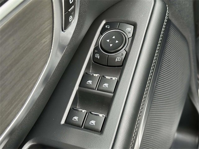 Used 2025 Ford Expedition Max Platinum image 19