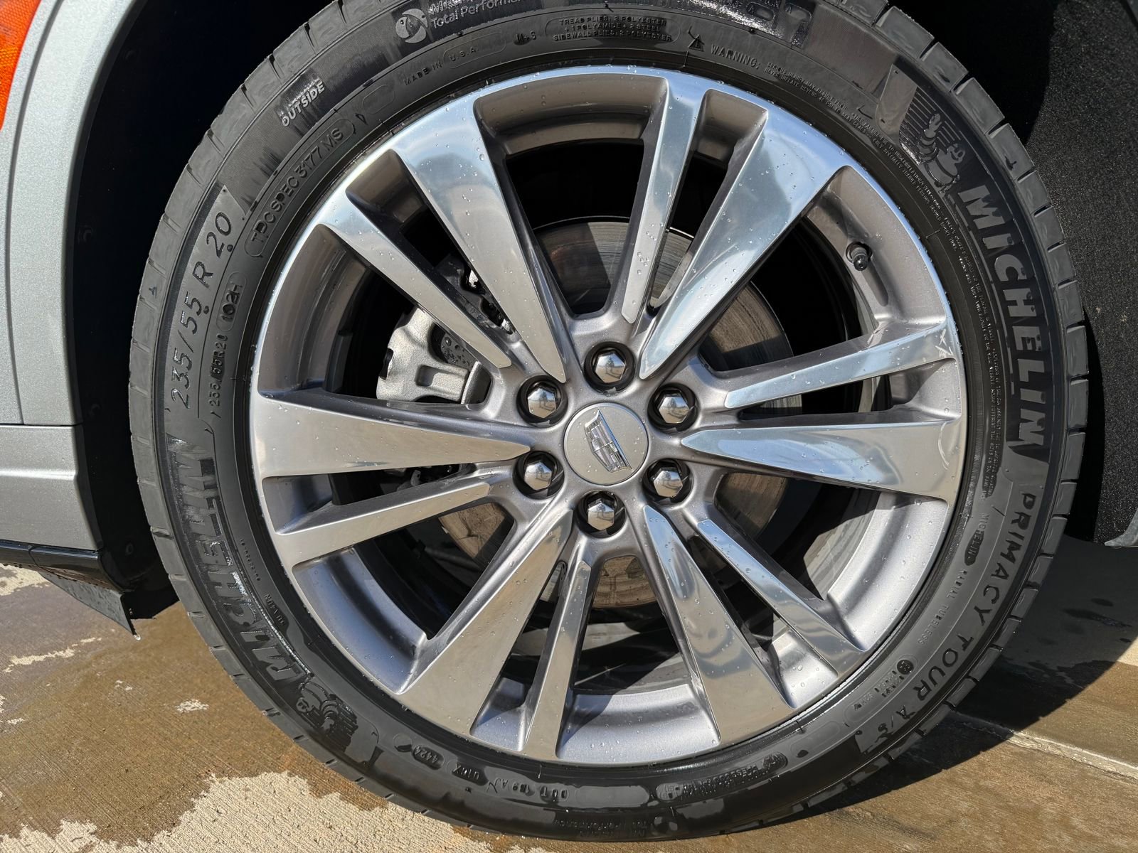 Certified 2025 Cadillac XT6 Premium Luxury image 11