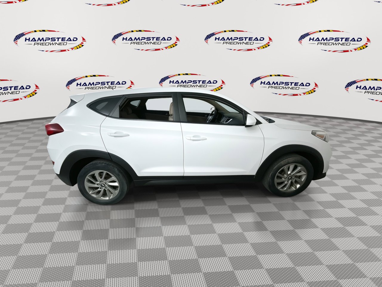 Used 2018 Hyundai Tucson SE w/ Cargo Package image 9