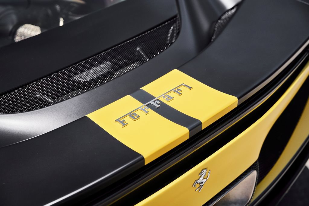 Used 2023 Ferrari 296 GTB RWD image 14