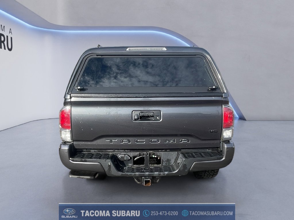 Used 2021 Toyota Tacoma TRD Off-Road w/ TRD Premium Off Road Package AWD/4WD image 4