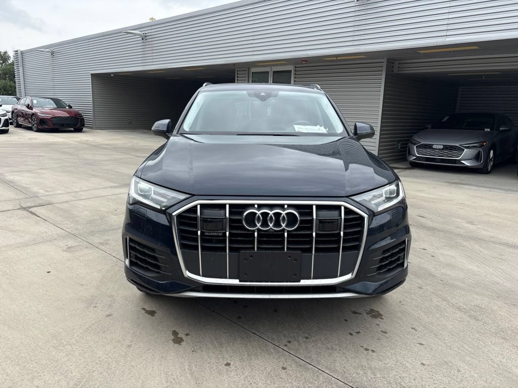 Used 2023 Audi Q7 3.0T Premium Plus AWD/4WD image 2