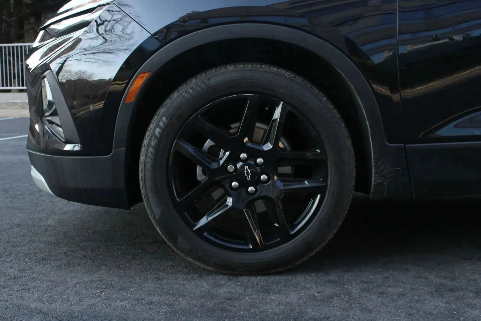 Used 2019 Chevrolet Blazer LT w/ Sound & Technology Package FWD image 11