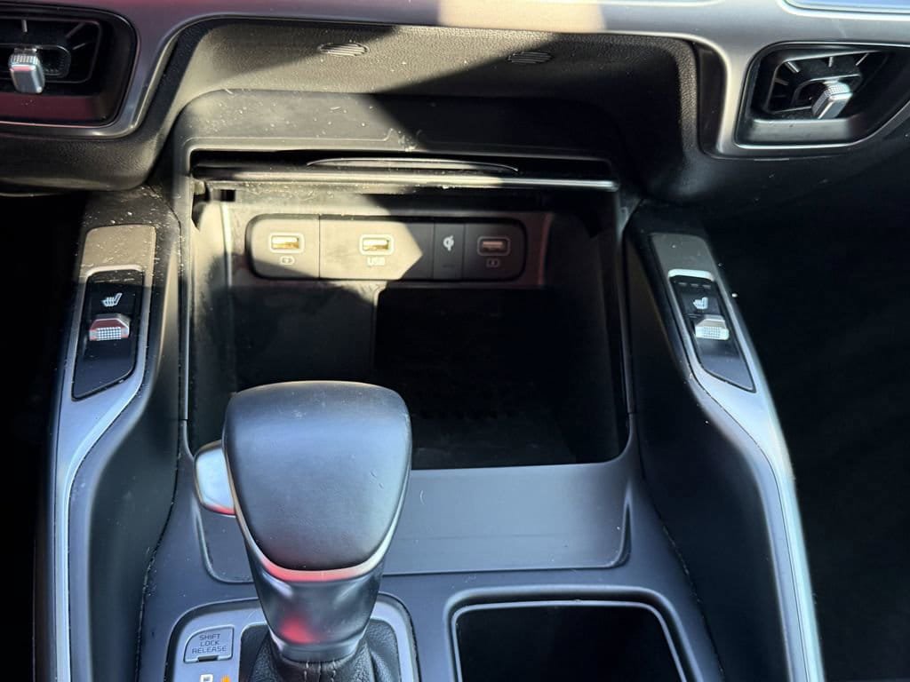 Certified 2023 Kia Sorento S w/ Panoramic Sunroof Package FWD image 24
