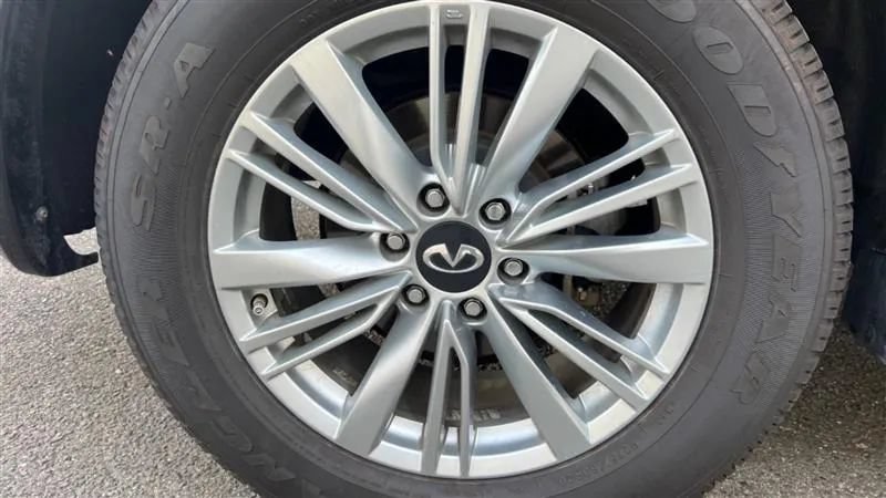 Used 2019 INFINITI QX80 Luxe w/ 22" Wheel Package RWD image 29
