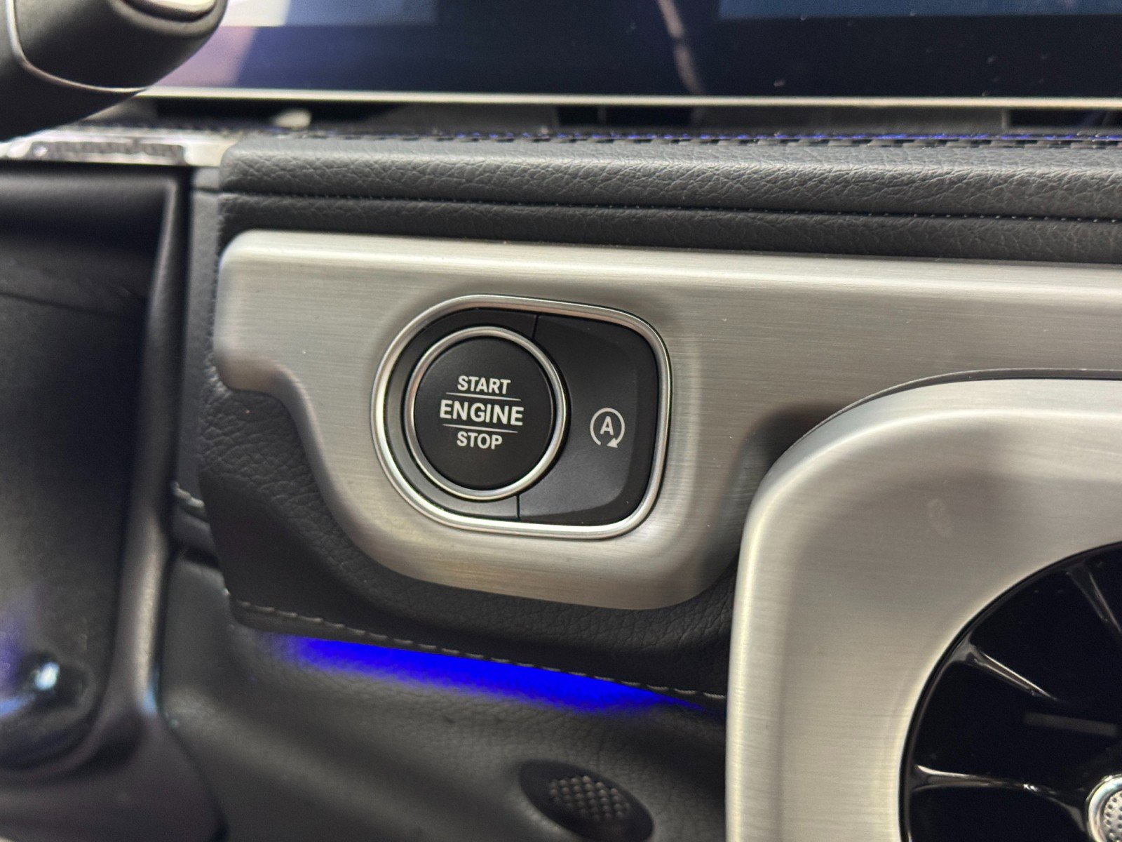 Used 2021 Mercedes-Benz G 550 image 27