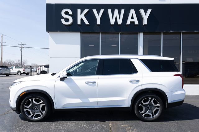 Used 2024 Hyundai Palisade SEL image 2