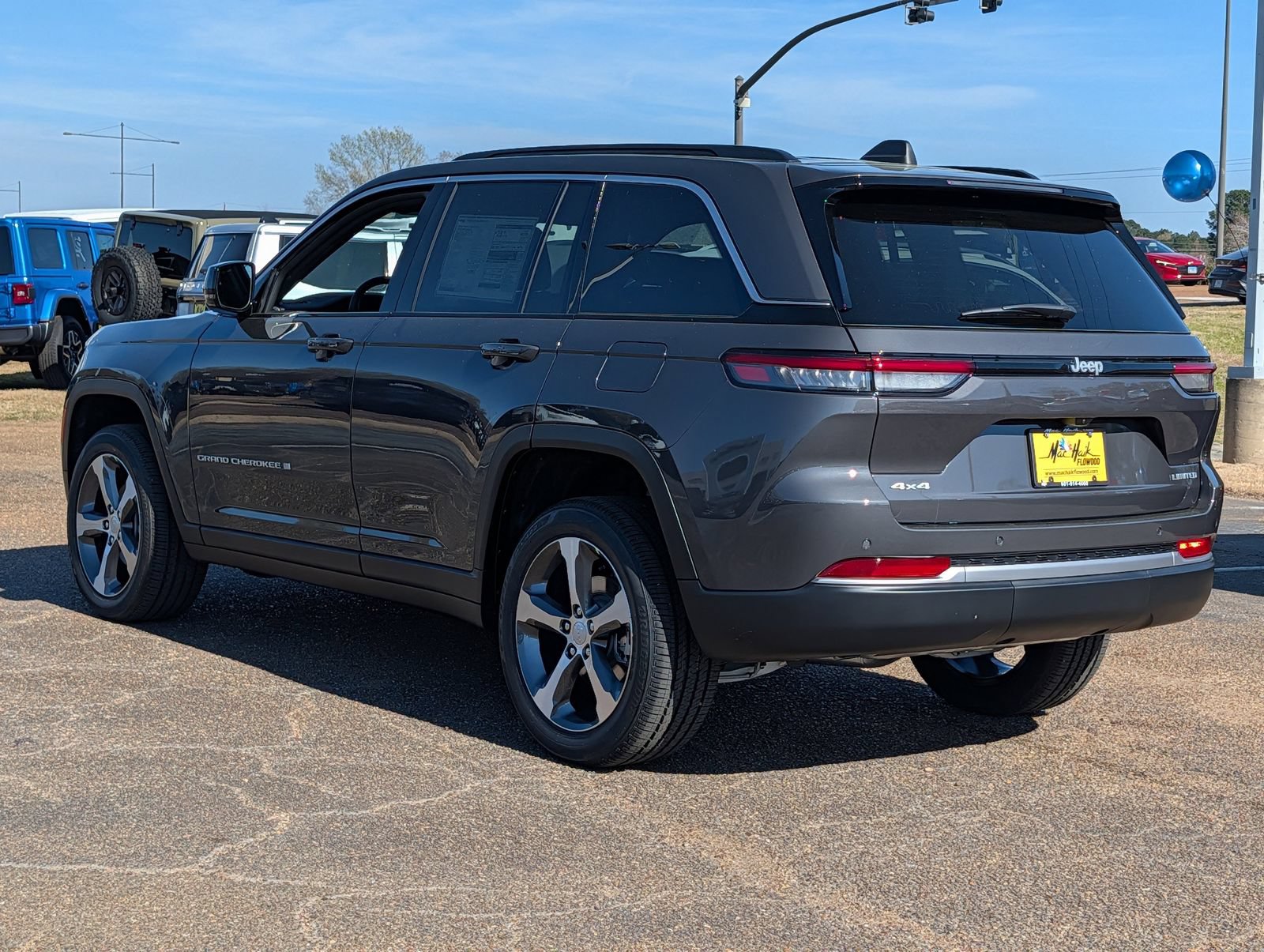 New 2026 Jeep Grand Cherokee Limited AWD/4WD image 6