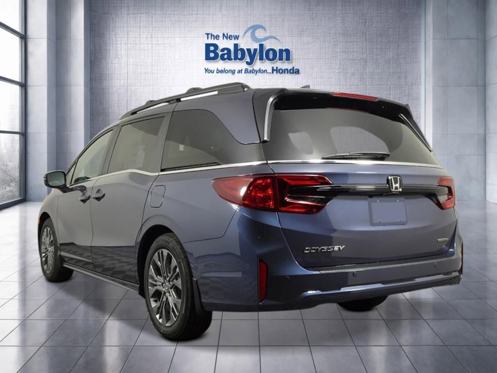New 2026 Honda Odyssey Touring image 3