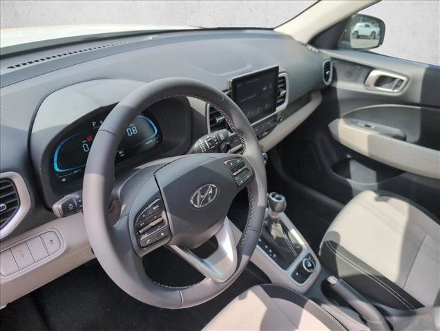 New 2026 Hyundai Venue SEL FWD image 3
