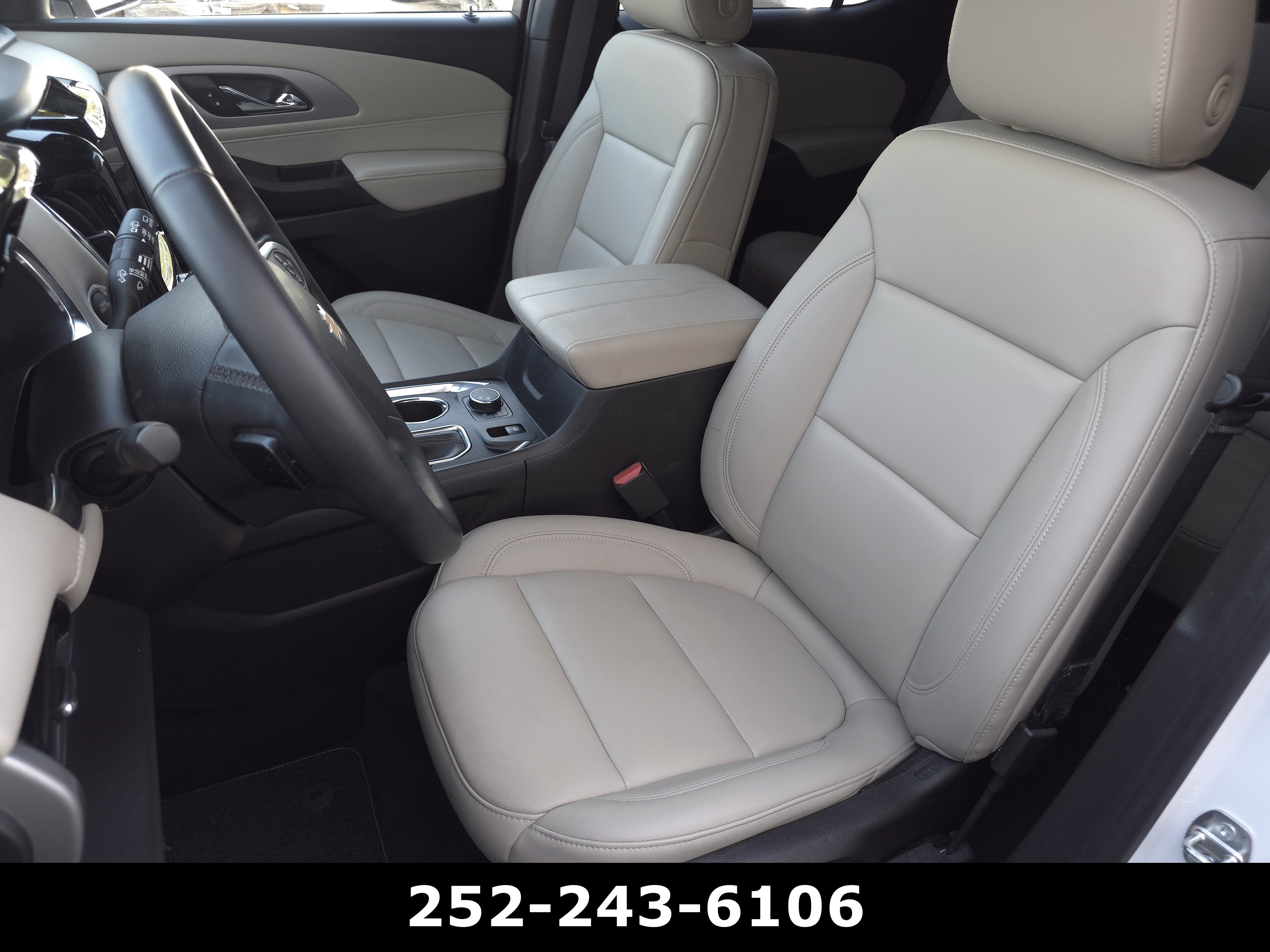 Used 2023 Chevrolet Traverse LT w/ LT Premium Package image 10