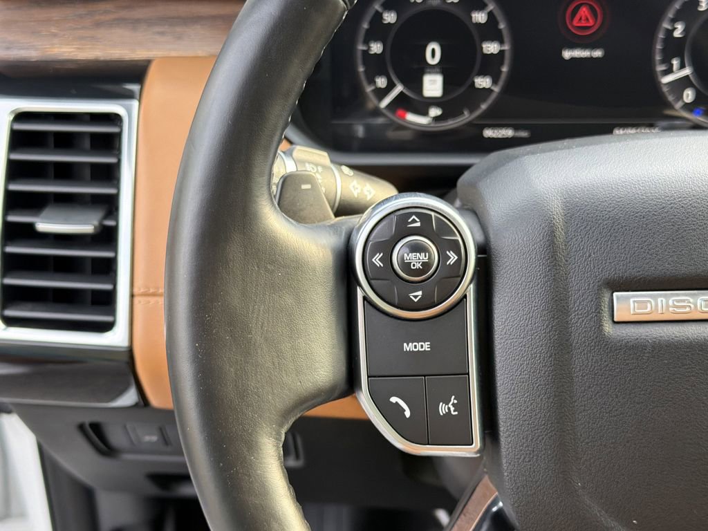 Used 2018 Land Rover Discovery HSE Luxury AWD/4WD image 21