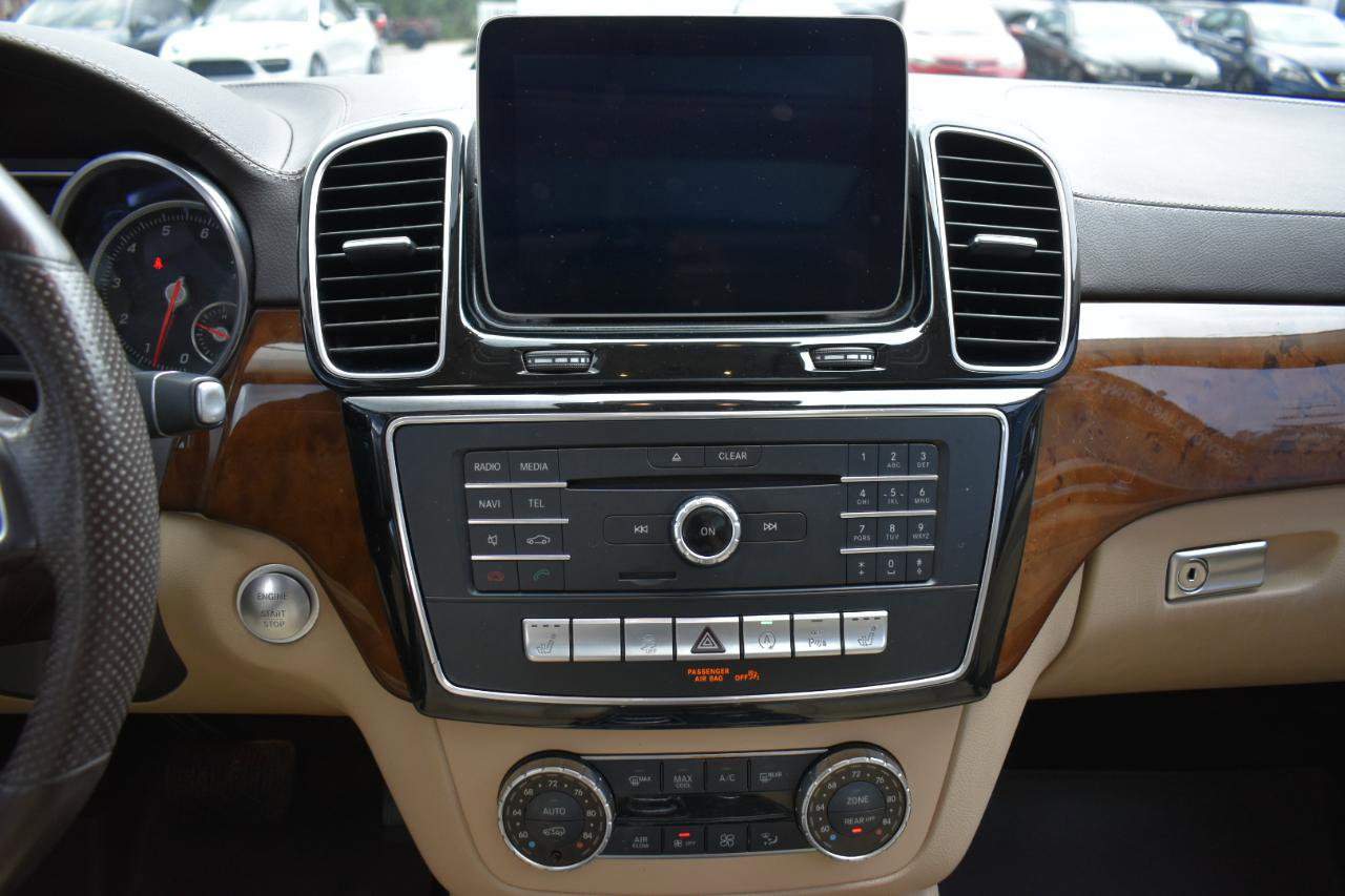 Used 2018 Mercedes-Benz GLS 450 4MATIC w/ Premium Package image 20