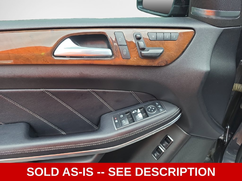 Used 2015 Mercedes-Benz GL 550 4MATIC image 14