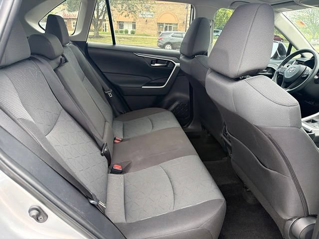 Used 2025 Toyota RAV4 XLE w/ Convenience Package FWD image 13