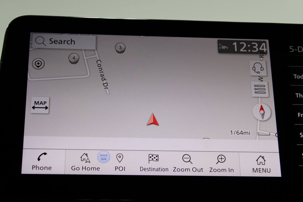 Used 2024 Nissan Armada SV image 47