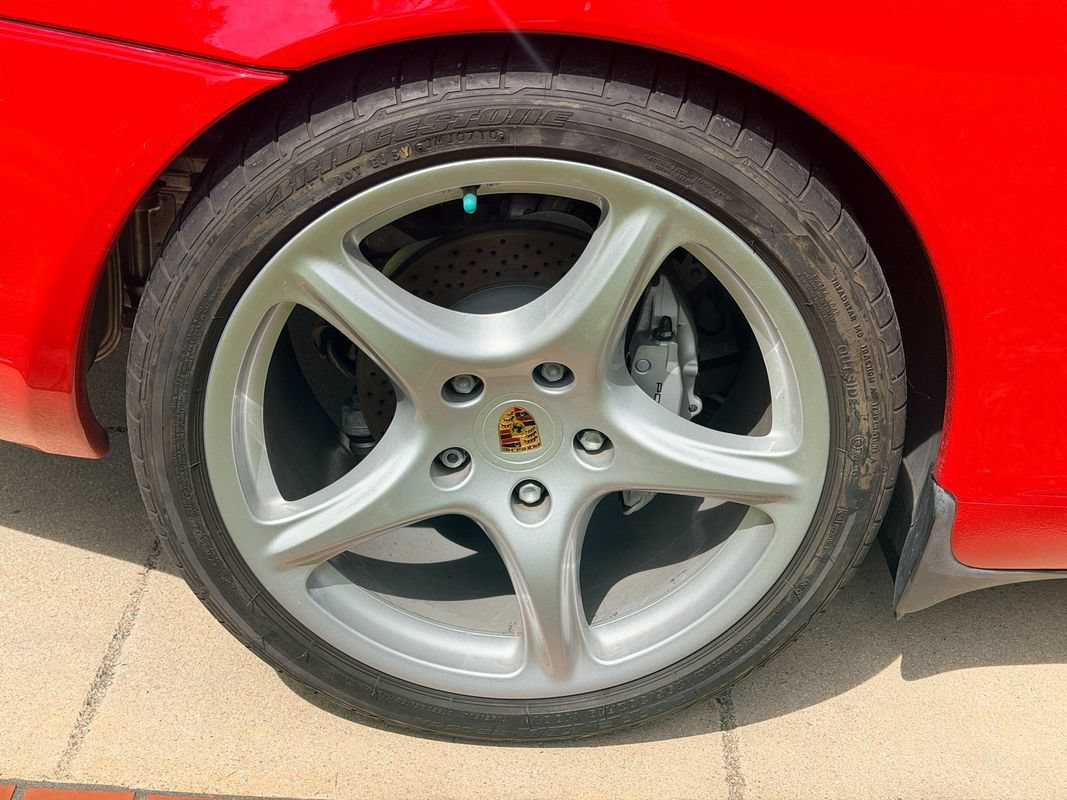 Used 2000 Porsche 911 Carrera 4 AWD/4WD image 11