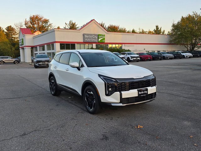 New 2026 Kia Sportage S image 28
