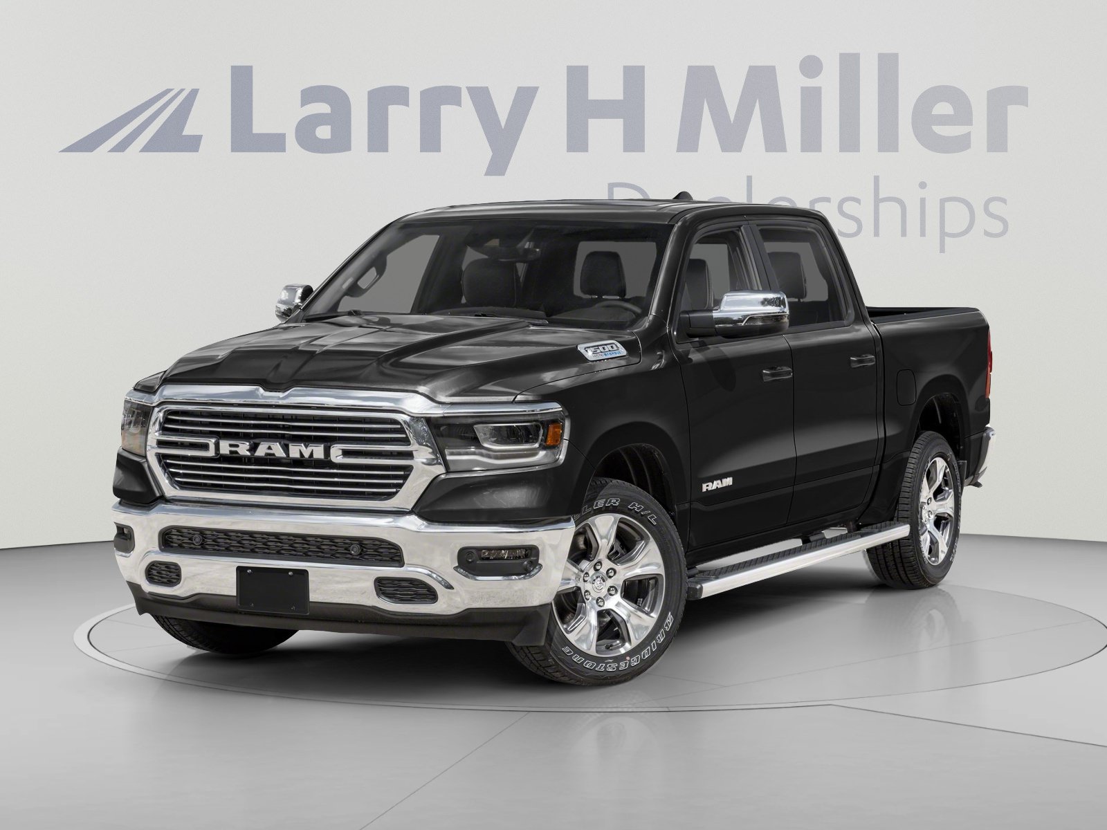 Used 2023 RAM 1500 Laramie AWD/4WD image 1