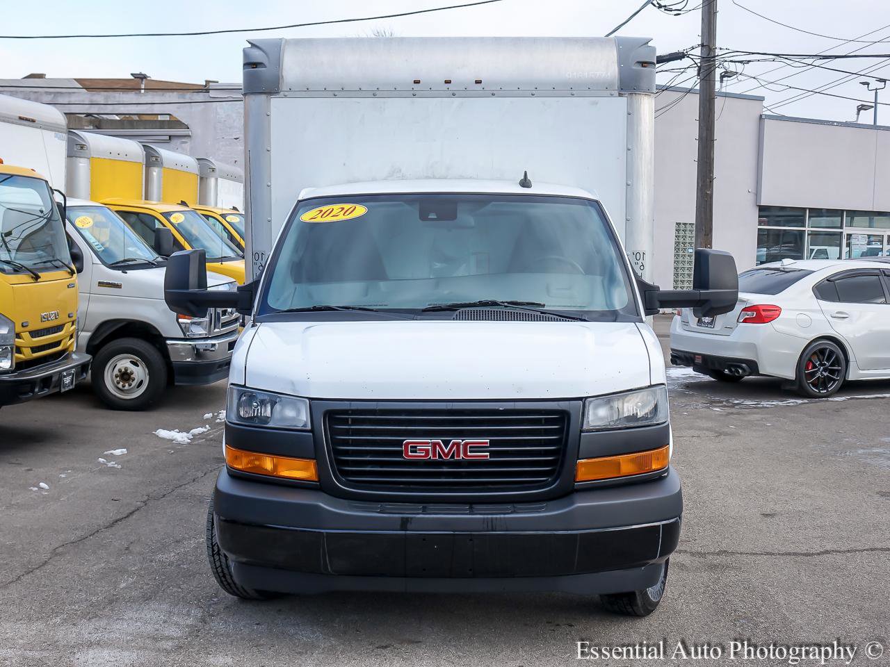Used 2020 GMC Savana 3500 G3500 177 in. w/ Driver Convenience Package image 4