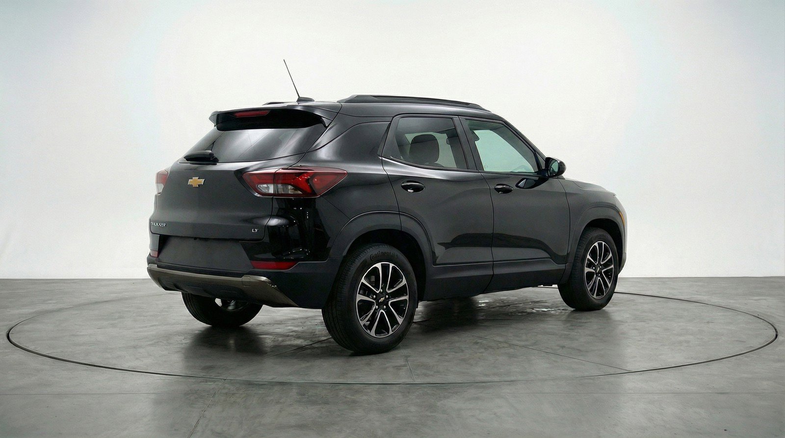 Used 2025 Chevrolet TrailBlazer LT image 9