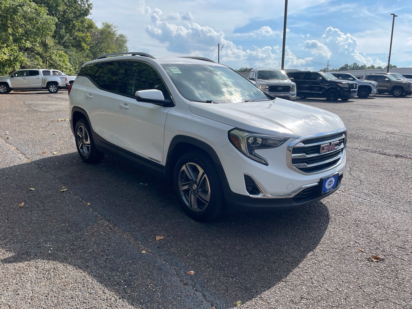 Used 2020 GMC Terrain SLT w/ Preferred Package AWD/4WD image 9