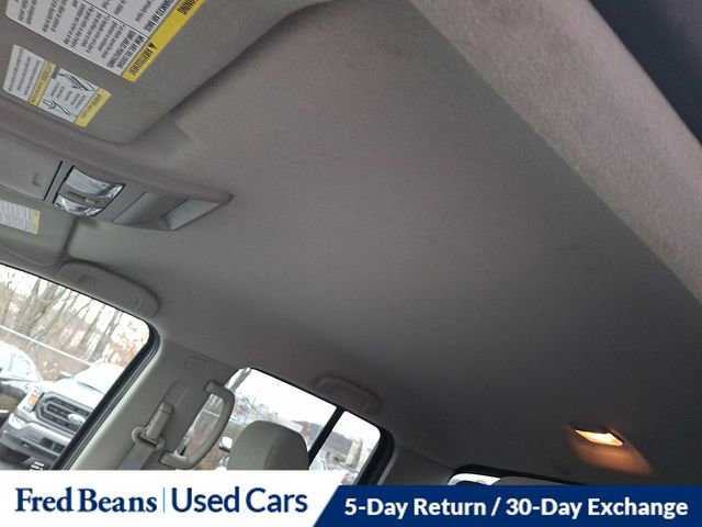 Used 2018 Nissan Frontier SV image 21