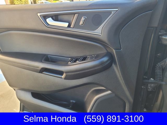 Used 2024 Ford Edge SE w/ Black Appearance Package image 13
