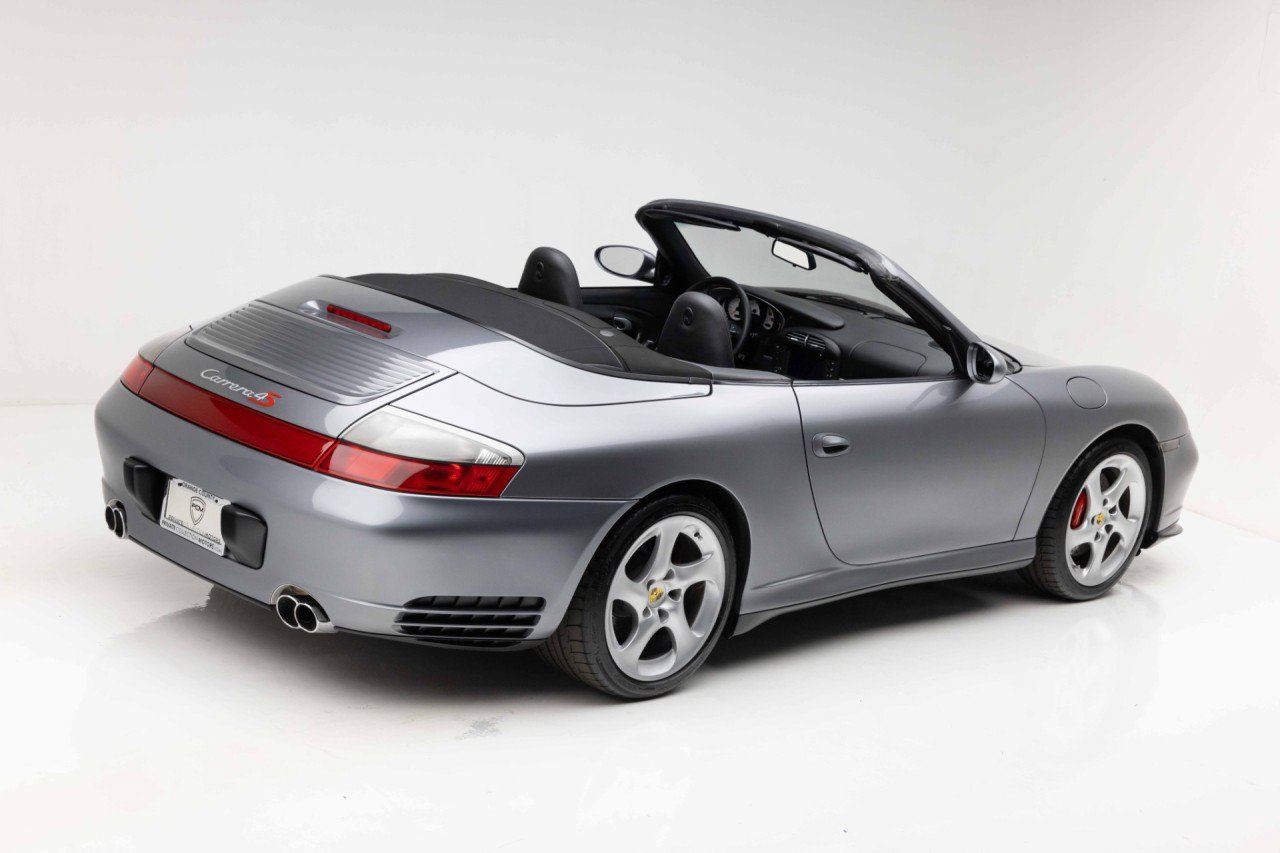 Used 2004 Porsche 911 Carrera 4 AWD/4WD image 3