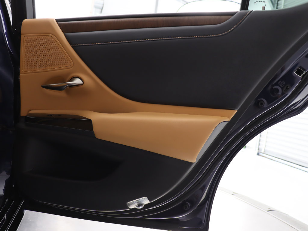 Used 2022 Lexus ES 350 w/ Premium Package FWD image 37