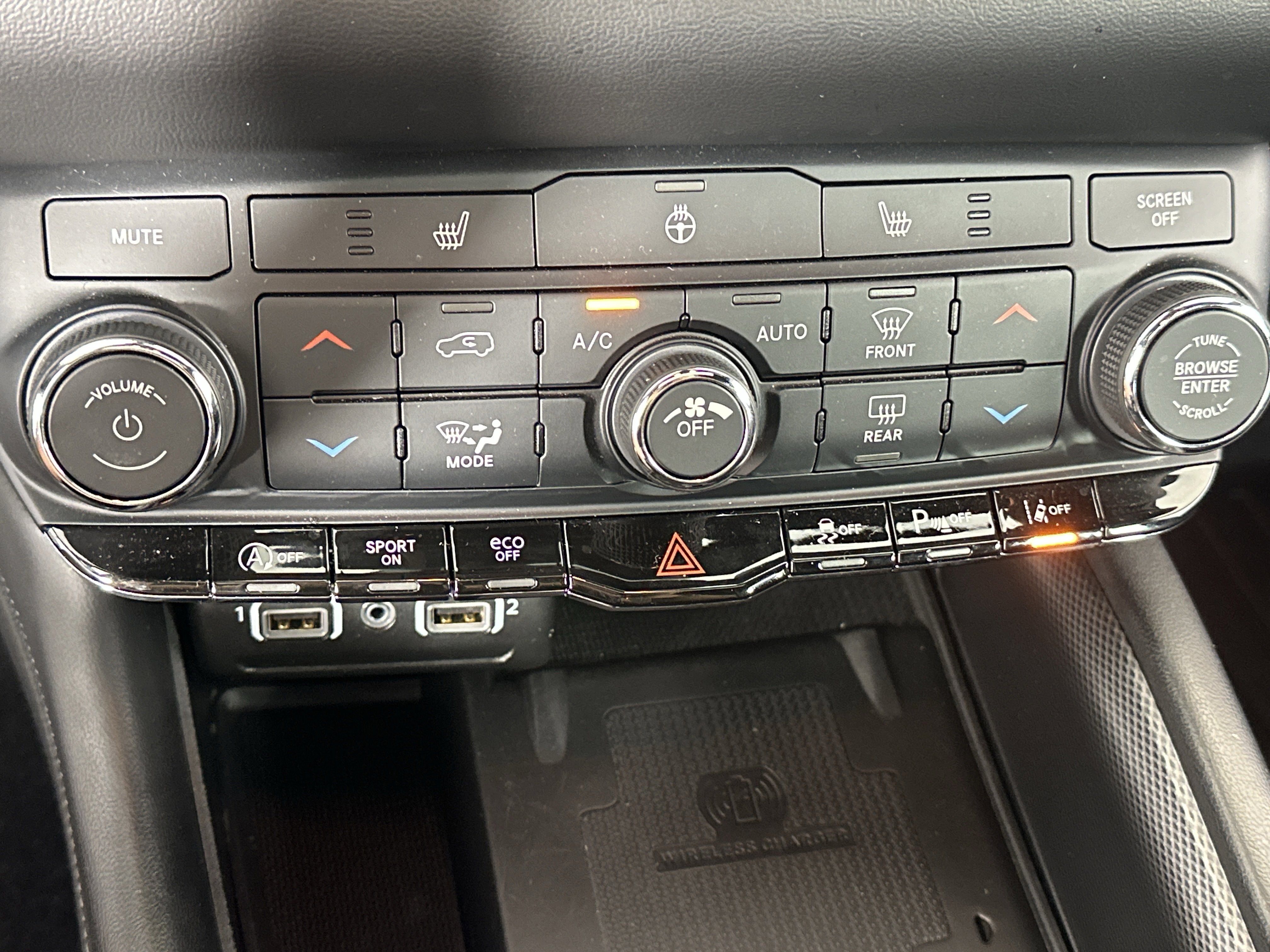 Used 2022 Dodge Durango GT image 23