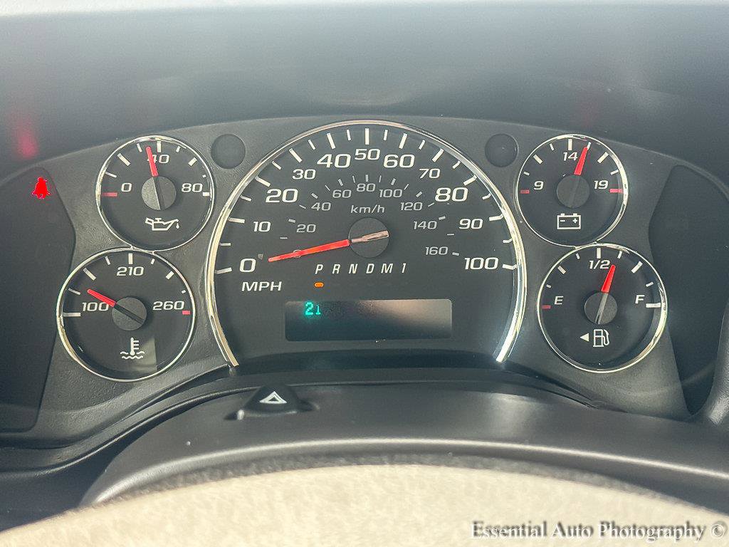 Used 2018 Chevrolet Express 3500 w/ Power Convenience Package image 13