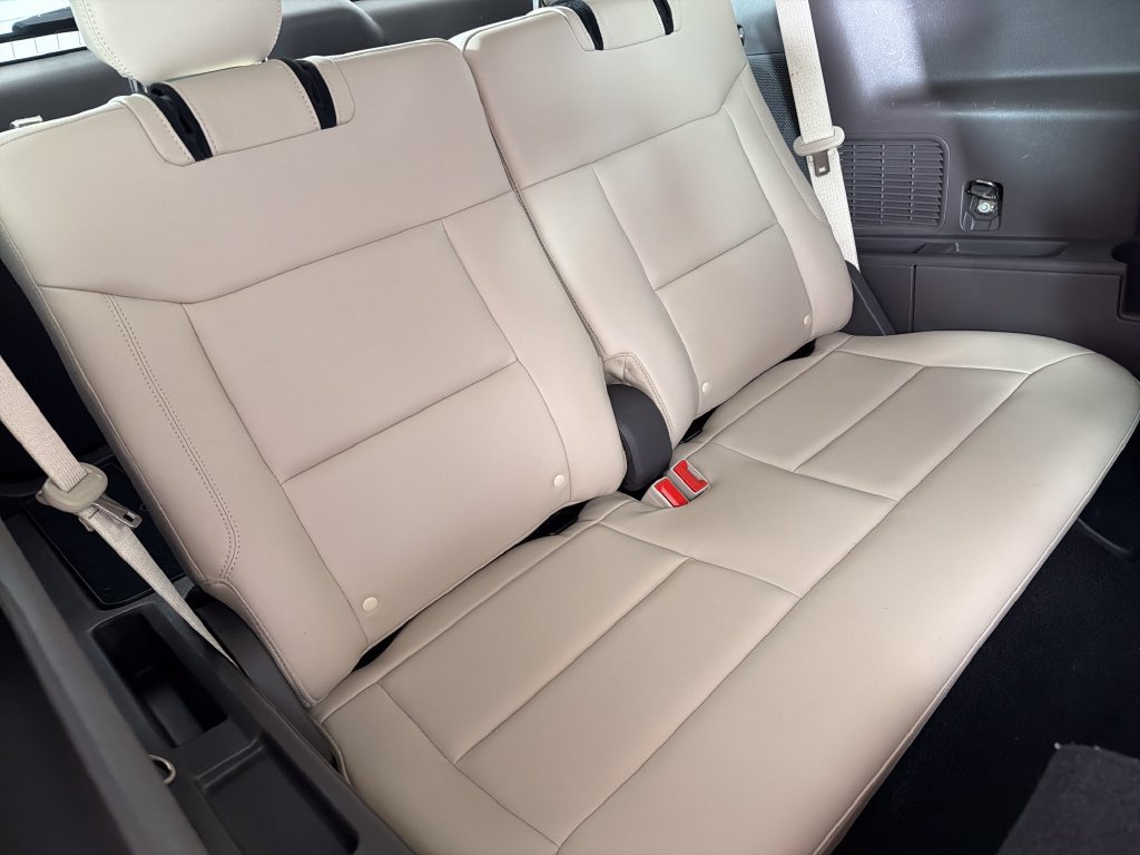 Certified 2020 Ford Explorer Platinum w/ Premium Technology Package AWD/4WD image 24