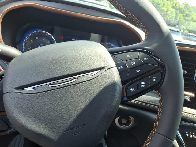 New 2027 Chrysler Pacifica Pinnacle FWD image 11