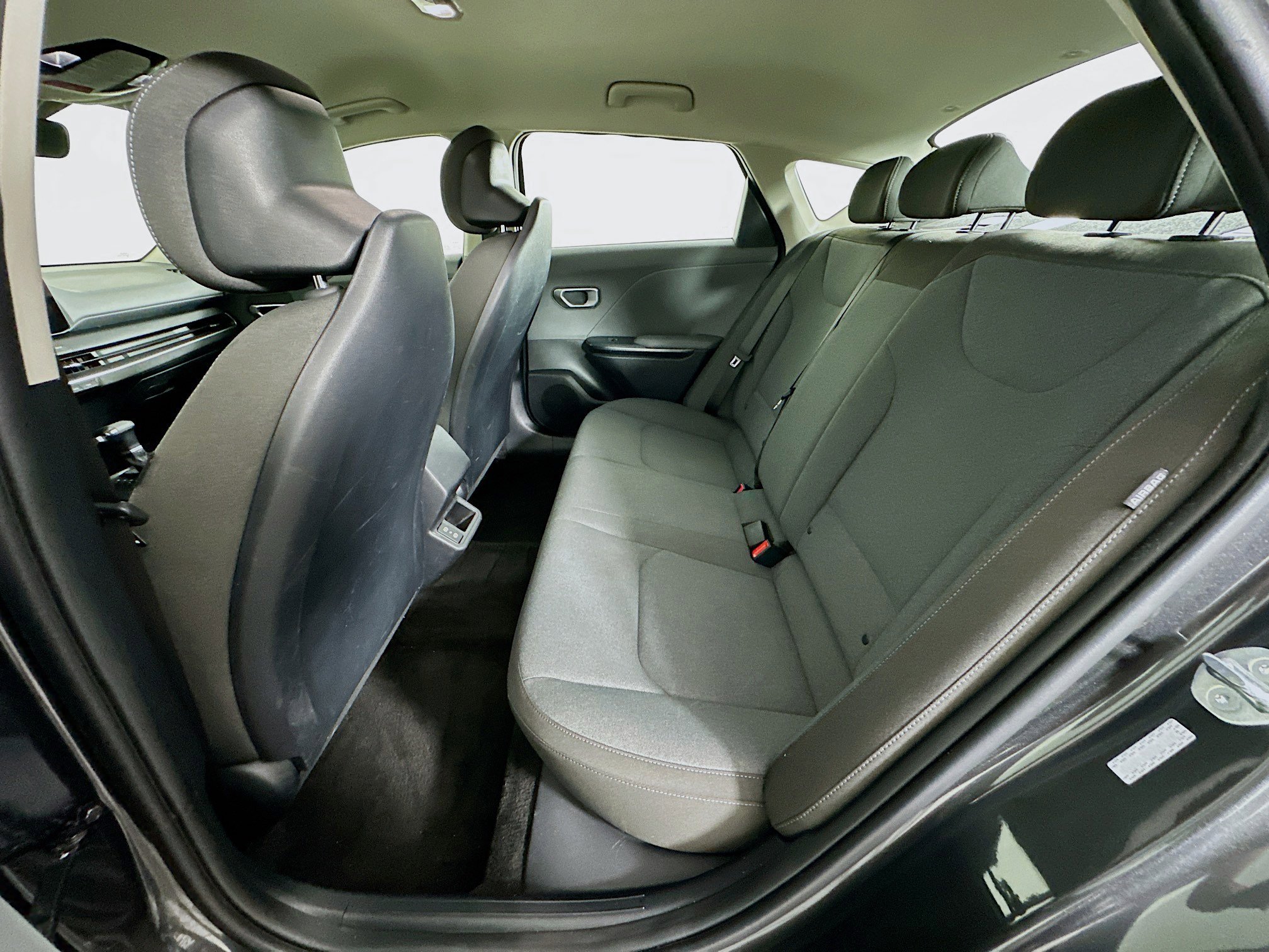 Used 2025 Kia K4 LXS image 26