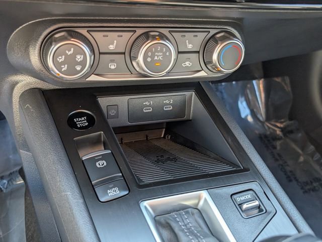 Used 2025 Nissan Kicks SV w/ SV Premium Package image 25