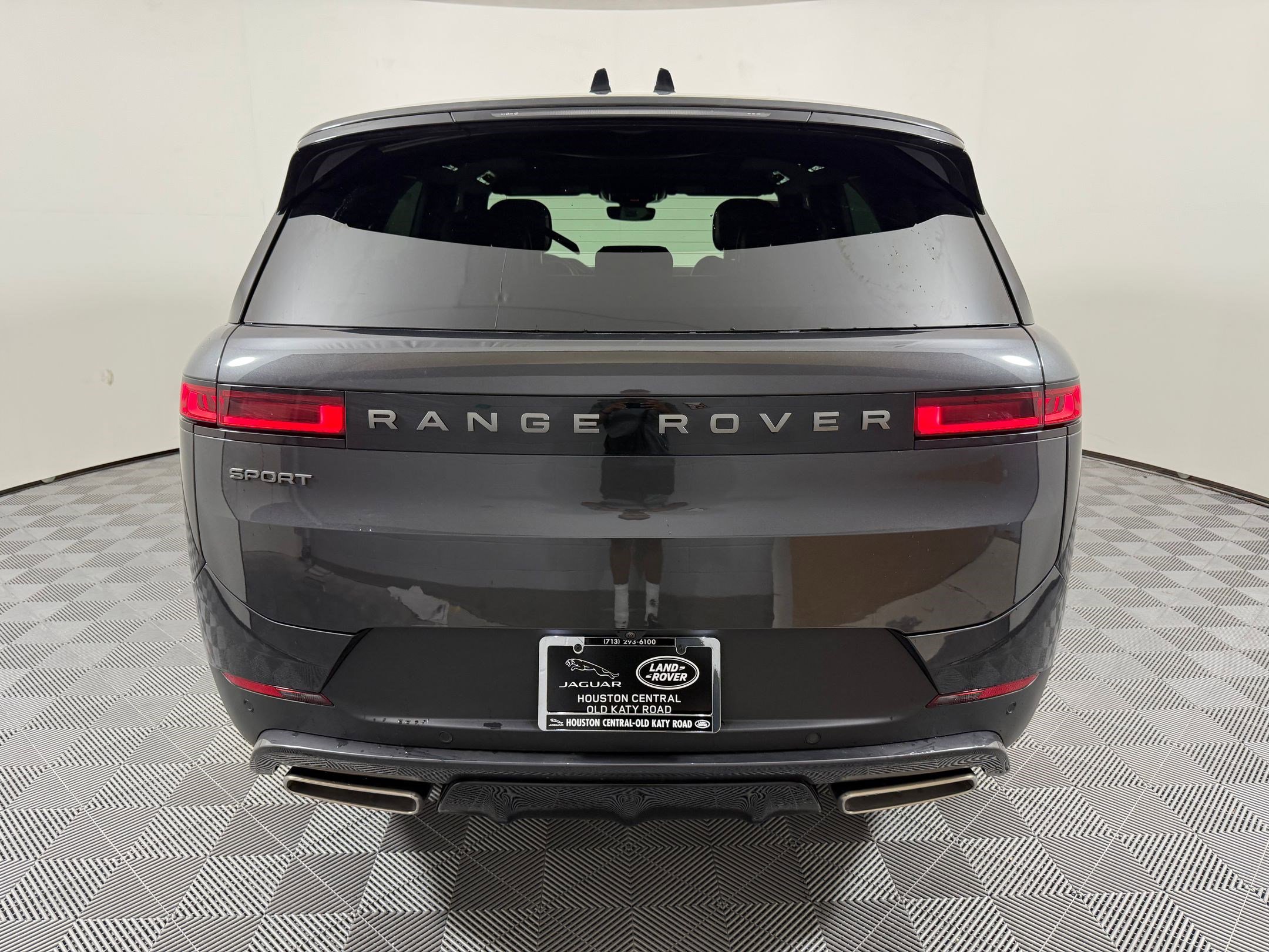 New 2026 Land Rover Range Rover Sport SE AWD/4WD image 10