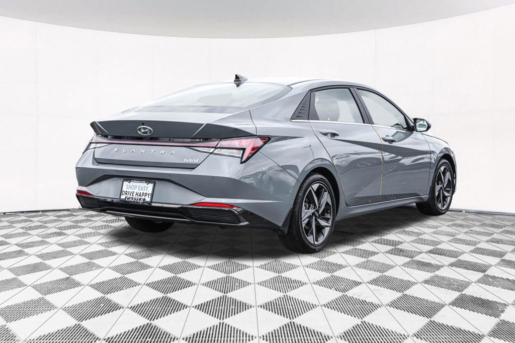 Certified 2021 Hyundai Elantra Limited w/ Cargo Package image 13