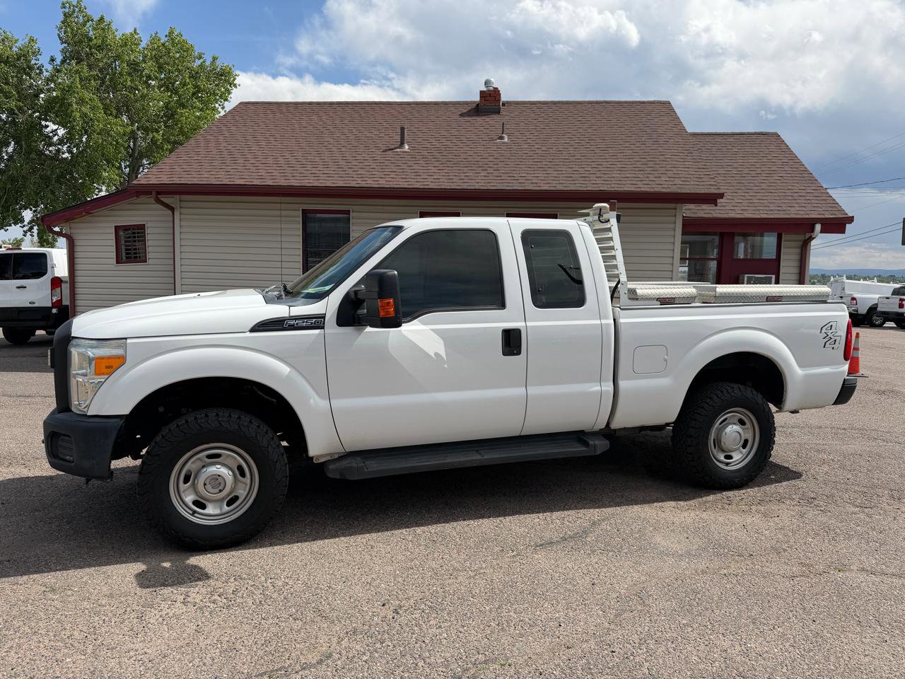 Used 2016 Ford F250 XL w/ Power Equipment Group AWD/4WD image 2
